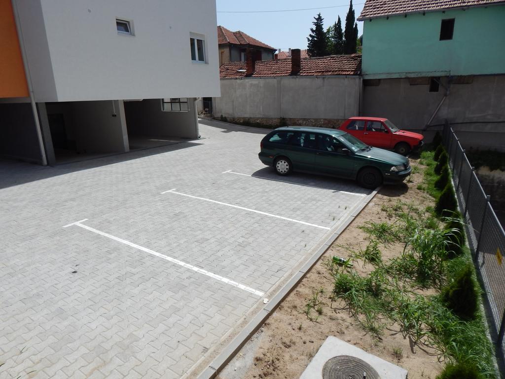 Apartments Center KG Kragujevac Kamer foto